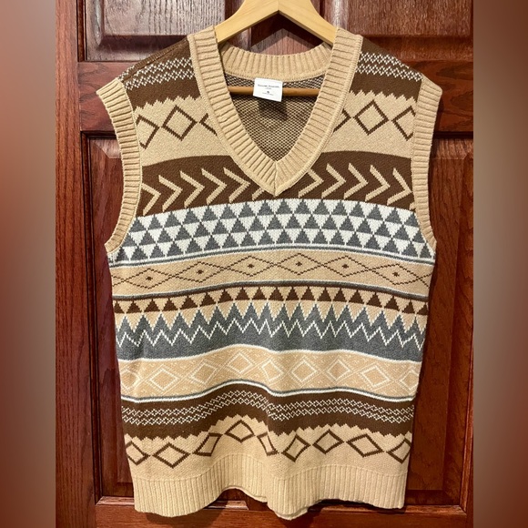 Hollister/Social Tourist tan, brown, blue, cream sweater vest. Size small. - Picture 4 of 4
